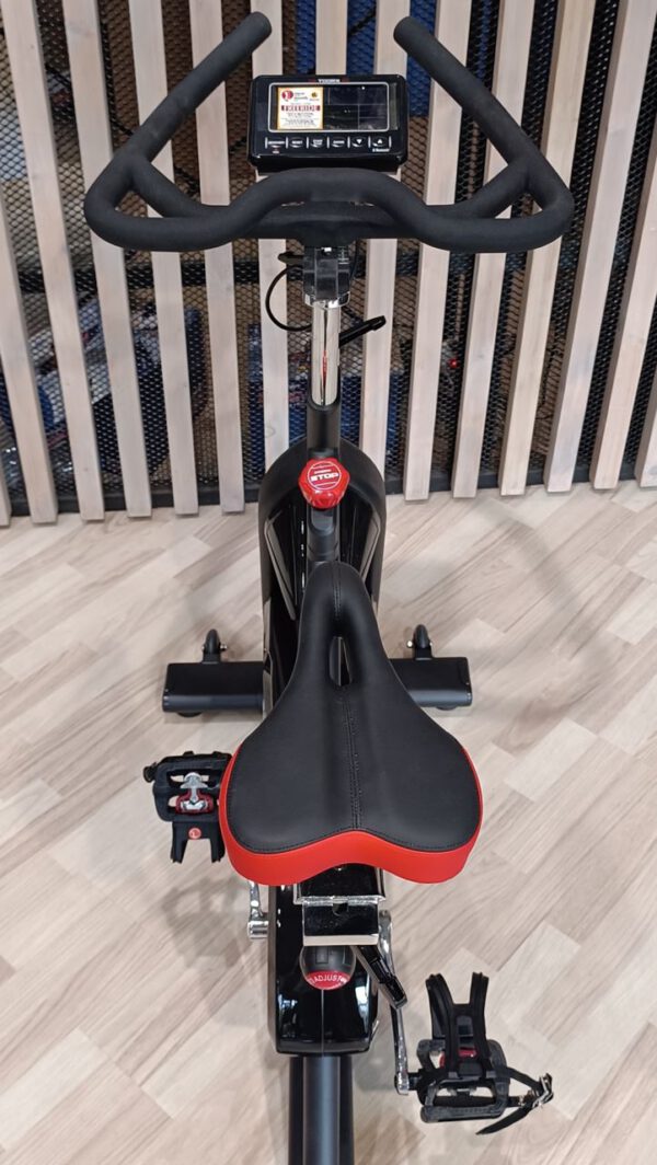 TOORX FITNESS - SRX 500 SPIN BIKE PRÉMIUM OTTHONI SPINNING KERÉKPÁR, 24 KG LENDKERÉK - Image 4