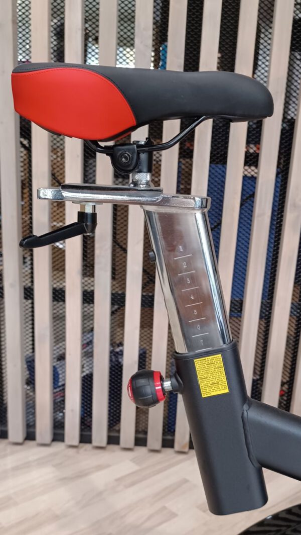 TOORX FITNESS - SRX 500 SPIN BIKE PRÉMIUM OTTHONI SPINNING KERÉKPÁR, 24 KG LENDKERÉK - Image 6