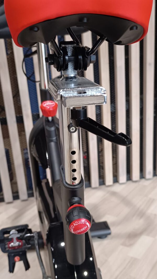 TOORX FITNESS - SRX 500 SPIN BIKE PRÉMIUM OTTHONI SPINNING KERÉKPÁR, 24 KG LENDKERÉK - Image 5