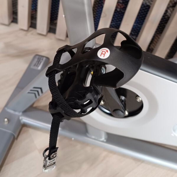 TOORX FITNESS - SRX-45 S SPIN BIKE - BELTÉRI SPINNING KERÉKPÁR - BEMUTATÓTERMI MODELL - Image 9