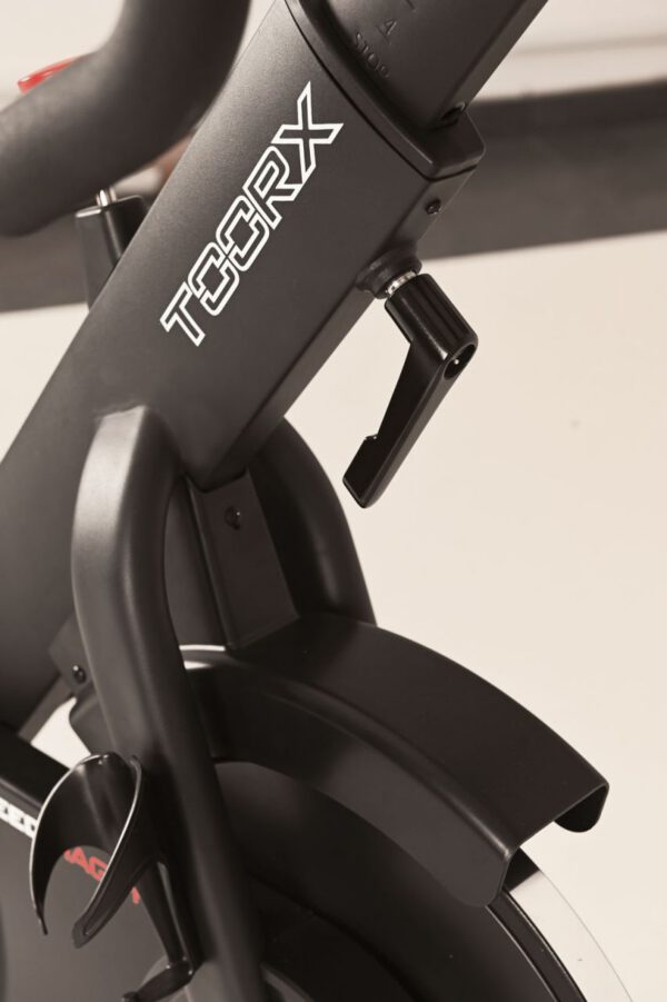 TOORX FITNESS - SRX SPEED MAG PRO - FÉLPROFESSZIONÁLIS SPINNING KERÉKPÁR, 20 KG LENDKERÉK, 24 FOKOZATÚ ELLENÁLLÁS - Image 15